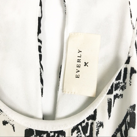 EVERLY Aztec Tribal Abstract Trapeze Dress Small - Picture 5 of 7